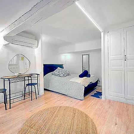 Appartamento Palais Des Festivals Et Rue D'antibes Charme Mansardes